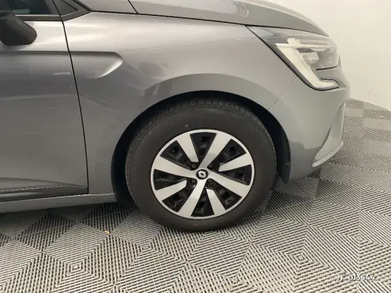 RENAULT CLIO V - voiture d'occasion - Photo 8