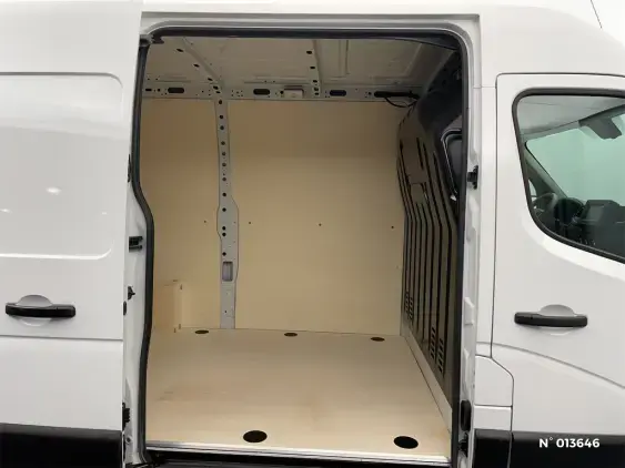 RENAULT MASTER III - voiture d'occasion - Photo 11