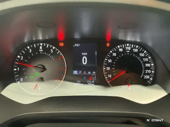 RENAULT CAPTUR II - voiture d'occasion - Photo 12