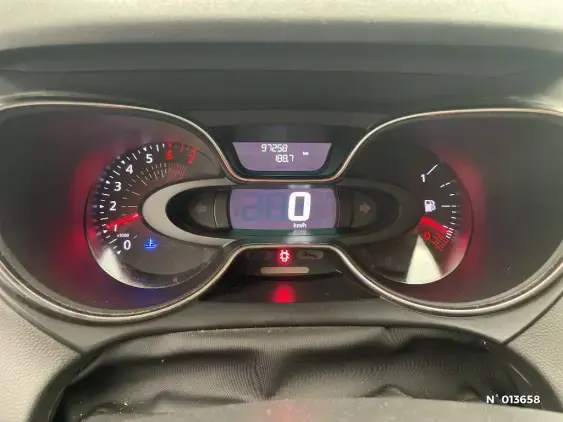 RENAULT CAPTUR - voiture d'occasion - Photo 12