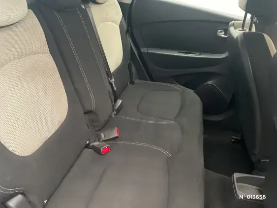 RENAULT CAPTUR - voiture d'occasion - Photo 11