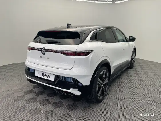 RENAULT MEGANE V - voiture d'occasion - Photo 4