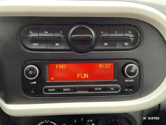 RENAULT TWINGO III - voiture d'occasion - Photo 13