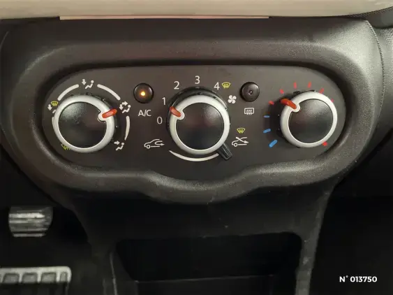 RENAULT TWINGO III - voiture d'occasion - Photo 15