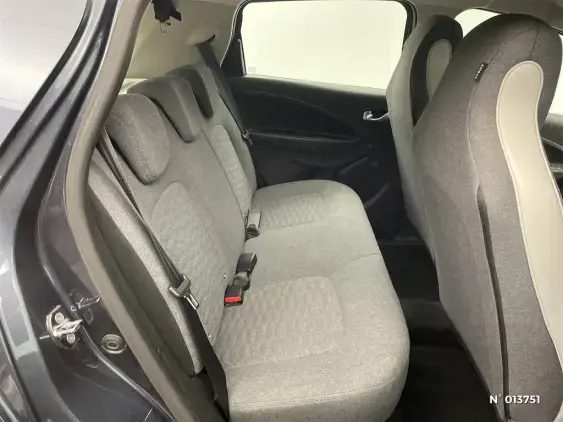 RENAULT ZOE - voiture d'occasion - Photo 11