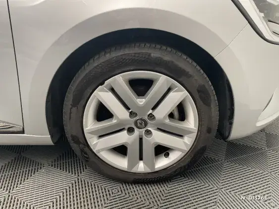 RENAULT CLIO V - voiture d'occasion - Photo 8