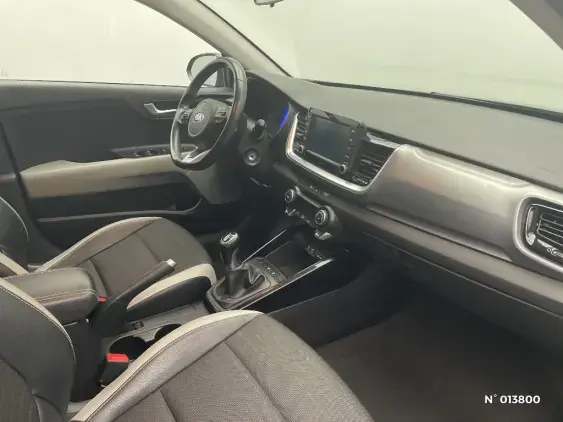 KIA STONIC - voiture d'occasion - Photo 10