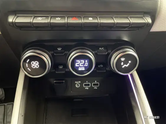 RENAULT CLIO V - voiture d'occasion - Photo 15