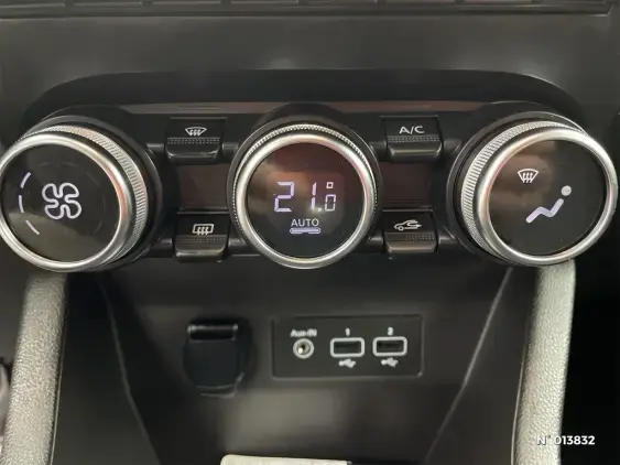 RENAULT CLIO V - voiture d'occasion - Photo 15