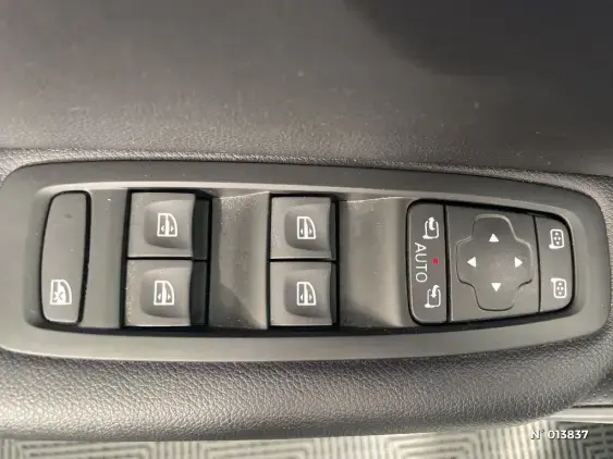 RENAULT MEGANE IV - voiture d'occasion - Photo 15