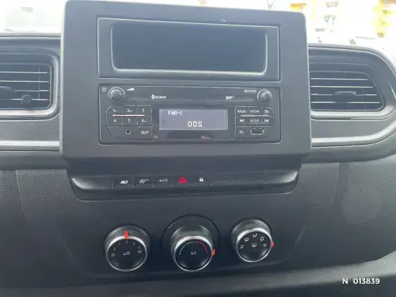 RENAULT MASTER III - voiture d'occasion - Photo 13