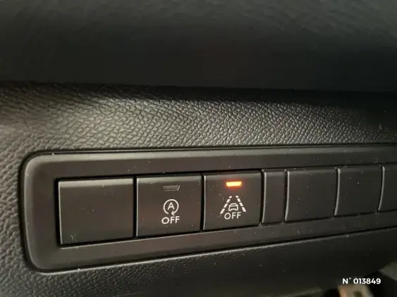 PEUGEOT 308 II - voiture d'occasion - Photo 15