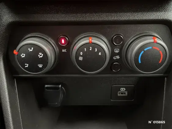 DACIA SANDERO III - voiture d'occasion - Photo 15