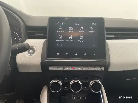 RENAULT CLIO V - voiture d'occasion - Photo 13