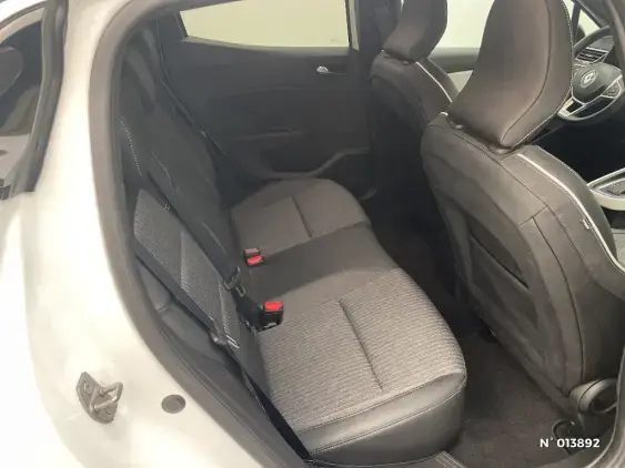 RENAULT CLIO V - voiture d'occasion - Photo 11