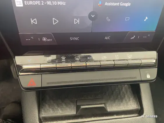 RENAULT MEGANE V - voiture d'occasion - Photo 15