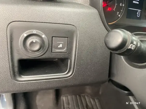 DACIA DUSTER II - voiture d'occasion - Photo 15