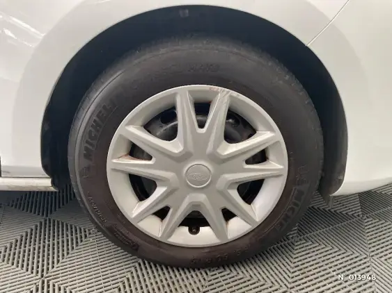 FORD FIESTA VII - voiture d'occasion - Photo 8