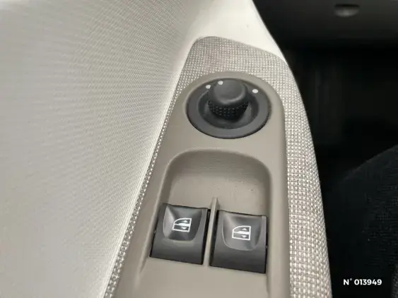 RENAULT ZOE - voiture d'occasion - Photo 14