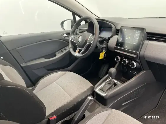 RENAULT CLIO V - voiture d'occasion - Photo 10