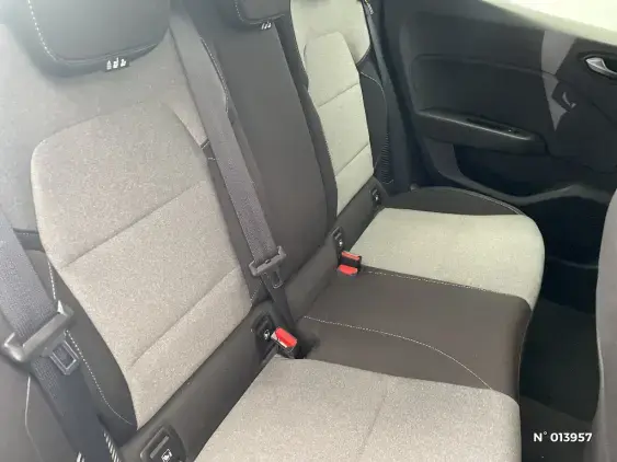 RENAULT CLIO V - voiture d'occasion - Photo 11