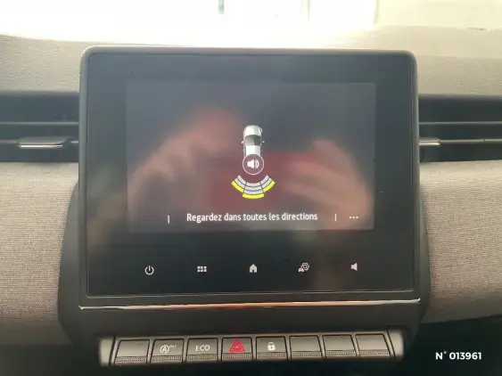 RENAULT CLIO V - voiture d'occasion - Photo 14