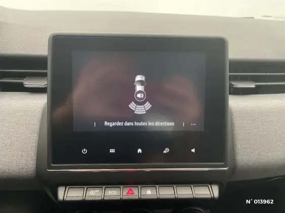 RENAULT CLIO V - voiture d'occasion - Photo 14