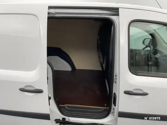 NISSAN NV250 - voiture d'occasion - Photo 11