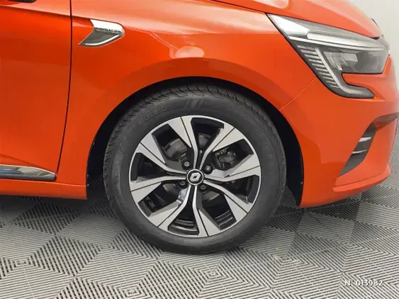 RENAULT CLIO V - voiture d'occasion - Photo 8