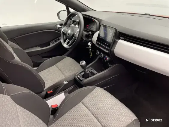 RENAULT CLIO V - voiture d'occasion - Photo 10