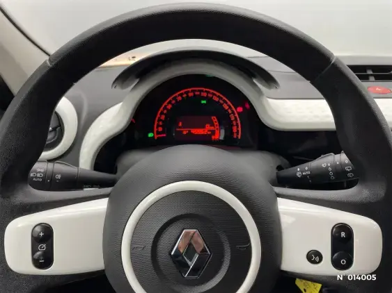 RENAULT TWINGO III - voiture d'occasion - Photo 12