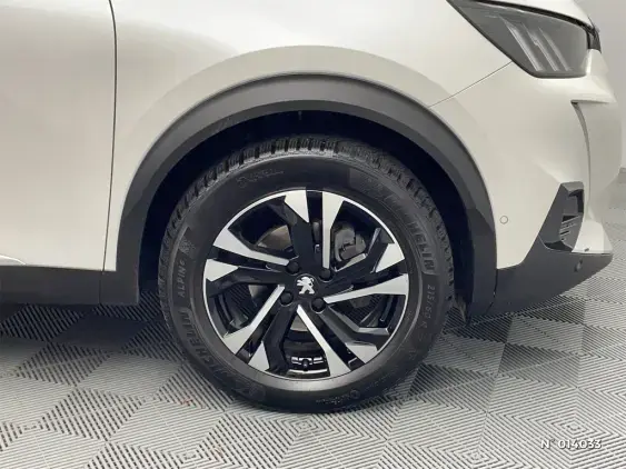 PEUGEOT 2008 II - voiture d'occasion - Photo 8