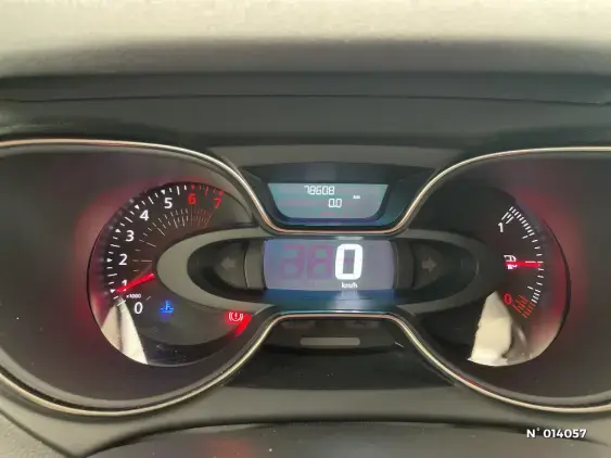 RENAULT CAPTUR - voiture d'occasion - Photo 12