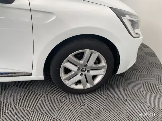 RENAULT CLIO V - voiture d'occasion - Photo 8