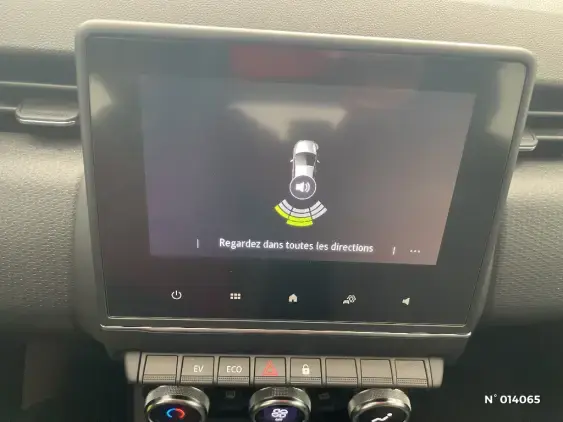 RENAULT CLIO V - voiture d'occasion - Photo 14