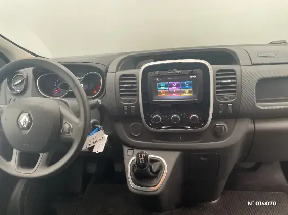 RENAULT TRAFIC FG III - voiture d'occasion - Photo 9