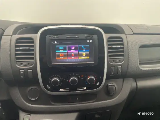 RENAULT TRAFIC FG III - voiture d'occasion - Photo 13