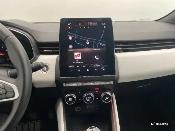 RENAULT CLIO V - voiture d'occasion - Photo 13