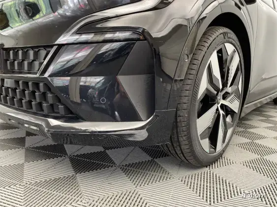 RENAULT MEGANE V - voiture d'occasion - Photo 23