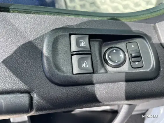 RENAULT MASTER III - voiture d'occasion - Photo 15