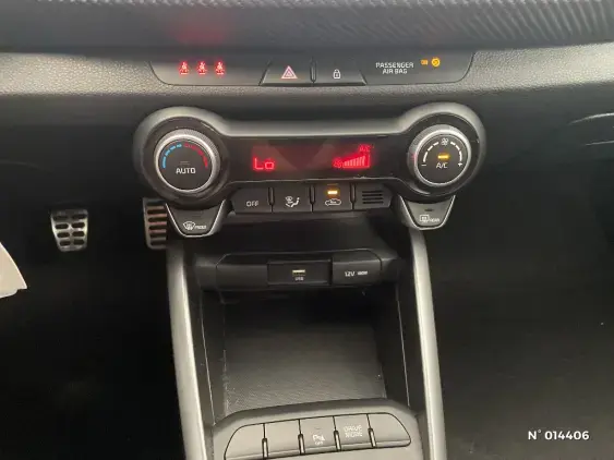 KIA STONIC - voiture d'occasion - Photo 15