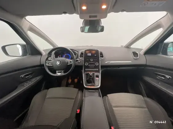 RENAULT SCENIC IV - voiture d'occasion - Photo 9