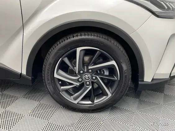 TOYOTA C-HR - voiture d'occasion - Photo 8