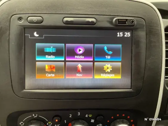 RENAULT TRAFIC FG III - voiture d'occasion - Photo 13
