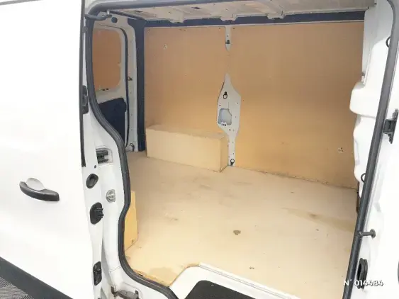 RENAULT TRAFIC FG III - voiture d'occasion - Photo 11
