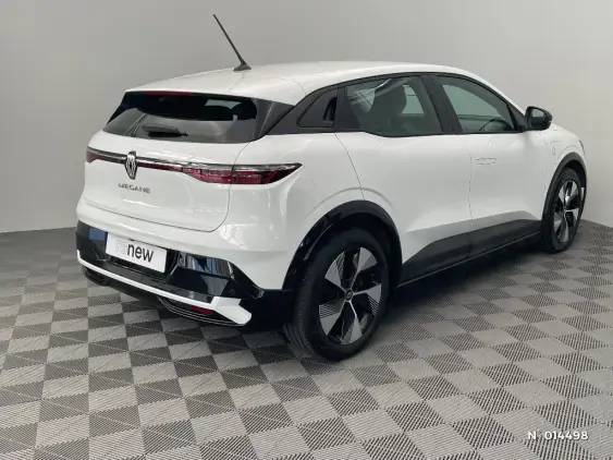 RENAULT MEGANE V - voiture d'occasion - Photo 4