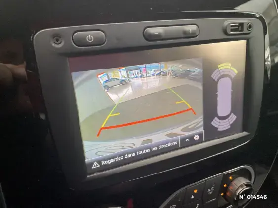 RENAULT CAPTUR - voiture d'occasion - Photo 14