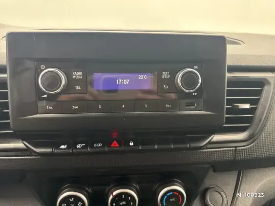 RENAULT TRAFIC FG III - voiture d'occasion - Photo 13