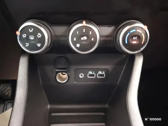 RENAULT CLIO V - voiture d'occasion - Photo 14