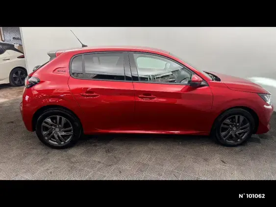 PEUGEOT 208 BUSINESS R II - voiture d'occasion - Photo 5